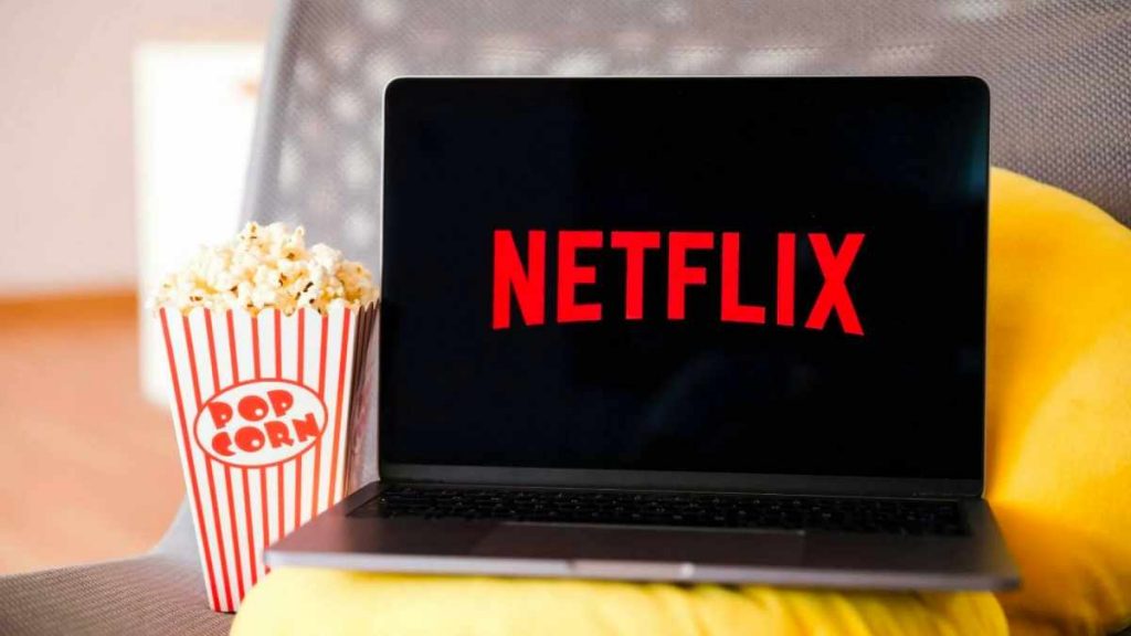 Netflix plans to launch a plan with ads at $7-9 a month