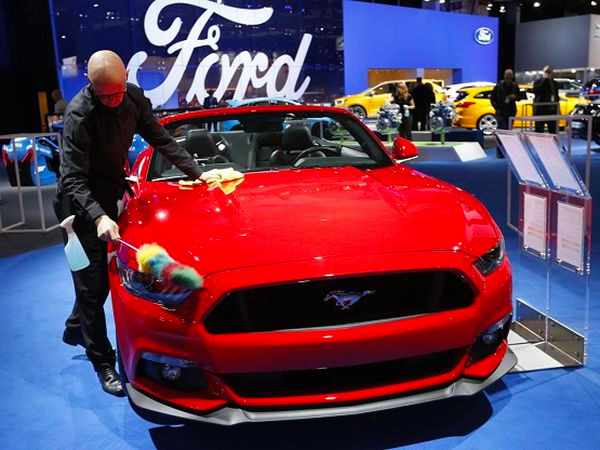 Inflation spike for Ford, too: a billion in extra costs this quarter book