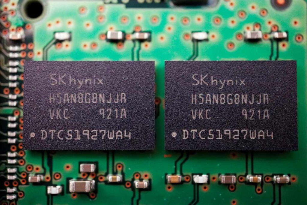 SK Hynix to invest $10.9 billion in new chip plant in South Korea