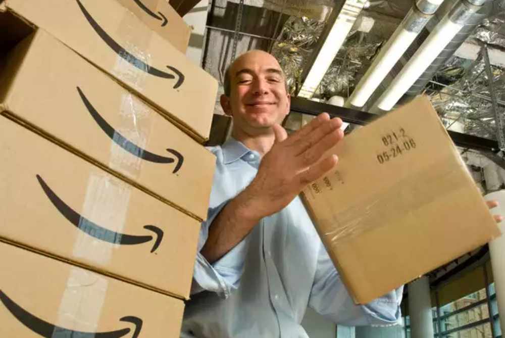 Amazon halts recruitment book