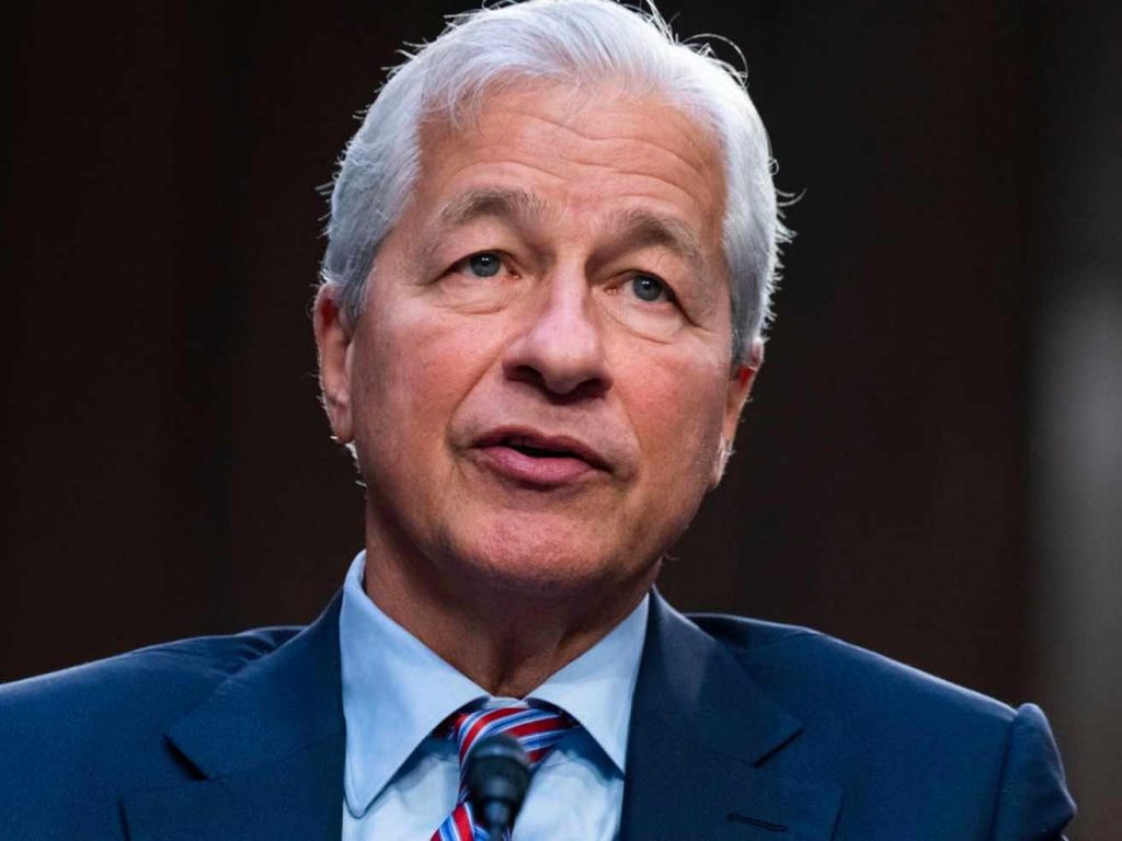 Wall Street uncertain after inflation data. On S&P 500 slump IMF considers Dimon (JP Morgan) outlook possible
