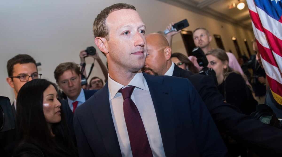 Mark Zuckerberg has lost more than half his fortune in one year book